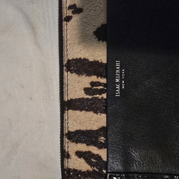 IZAAC MIZRAHI Black and Tan Animal Print Wallet - Picture 2 of 7